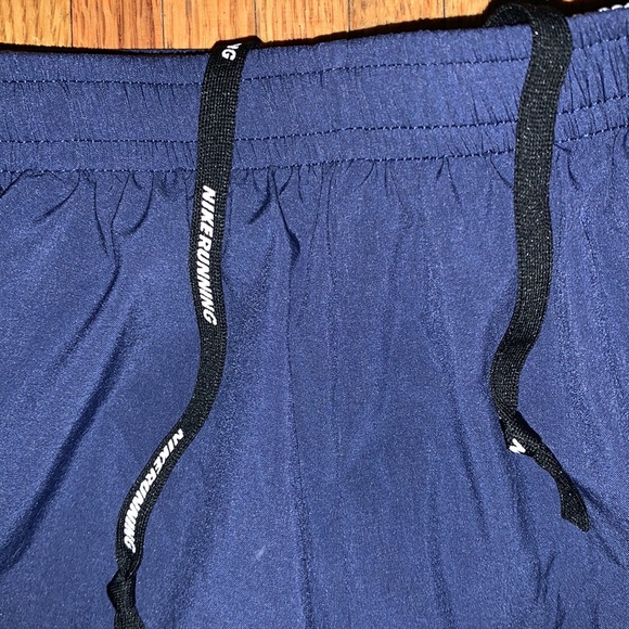 Nike running dri-fit shorts - Picture 2 of 5